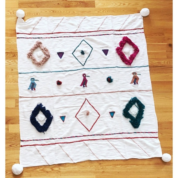 NWT ANTHROPOLOGIE Textured Varenya Throw Blanket - Picture 2 of 7